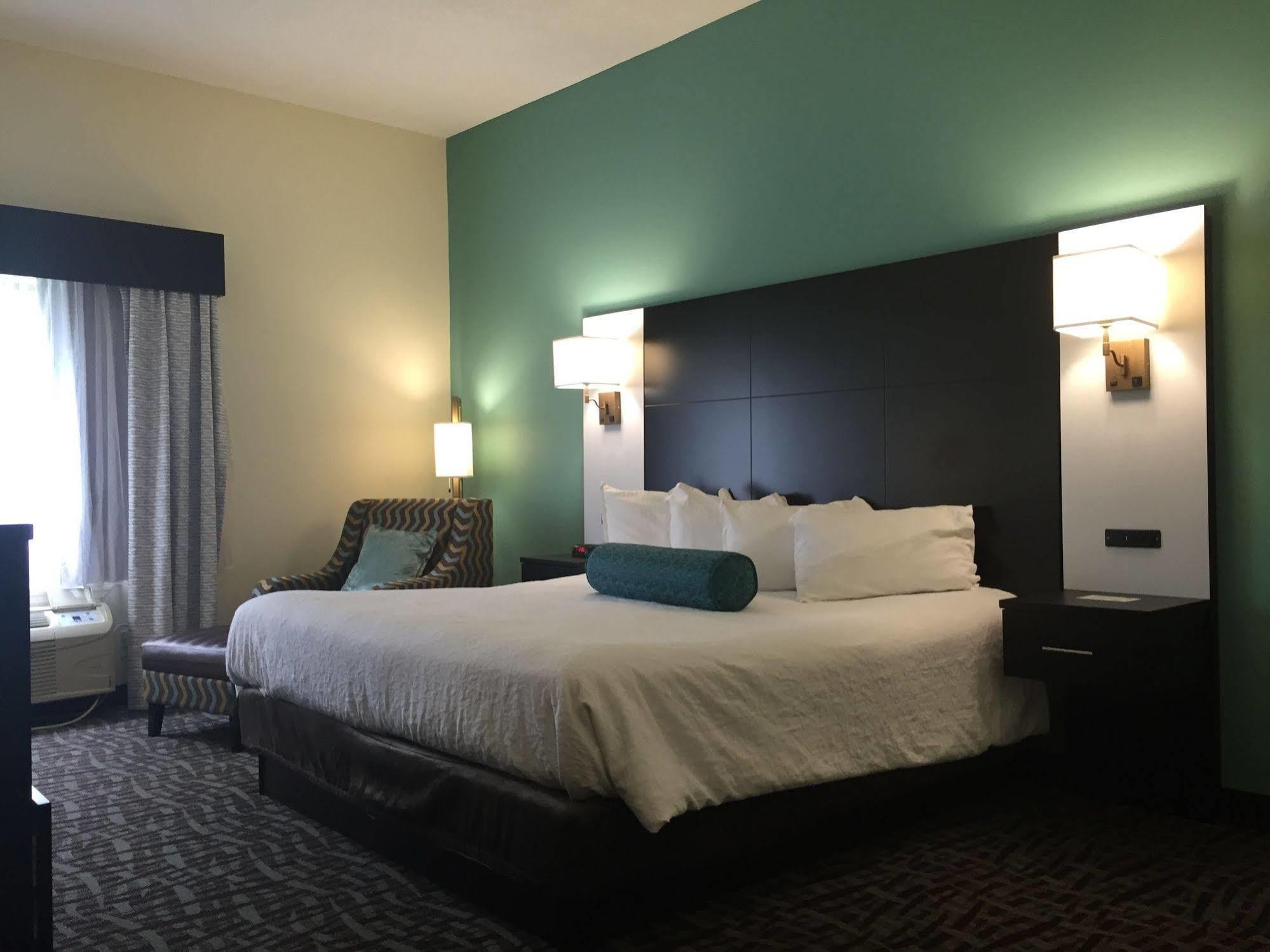 אטלנטיק ביץ' Best Western Mayport Inn And Suites מראה חיצוני תמונה